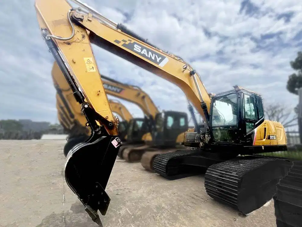 EXCAVATOR BEKAS 20 TON  SY215C ACE SANY PEKANBARU