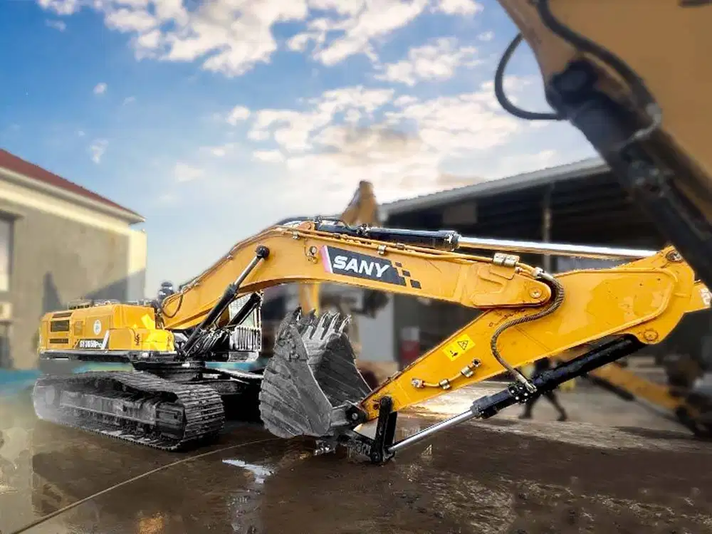 EXCAVATOR BEKAS 30 TON  SY365H PRO SANY PEKANBARU