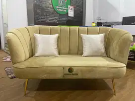 Sofa Tamu 2 Seater , Sandaran Garis