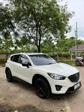 Mazda CX 5 2.5 Touring A/T th 2014 warna putih Km 106rb original
