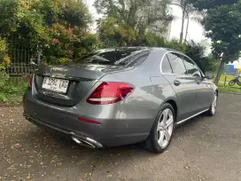 Mercedes E250 Avantgard 2017 tangan pertama LOW KM original 100%