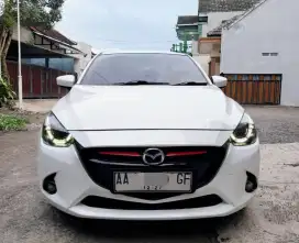 MAZDA 2 R SKYACTIV 2014