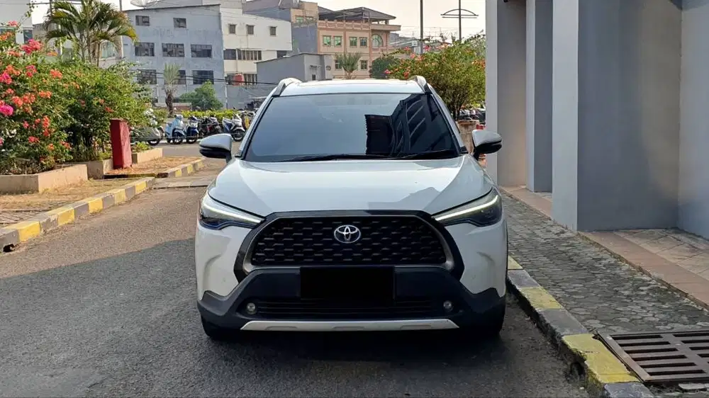 Toyota Corolla Cross 1.8L Hybrid AT 2021 KM 76RB Record Authorized