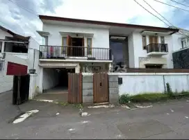 Dijual rumah siap huni di Tebet Jakarta Selatan