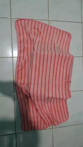 Anduk pink baru