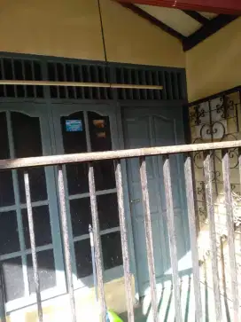 Dijual rumah di cileduk tanah seratus
