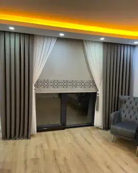 Pasang gordyn gorden murah vertikal roll blind jasa wallpaper dinding