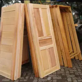 Di juwal daun pintu kusen 1 set ukuran pintu 200x 80