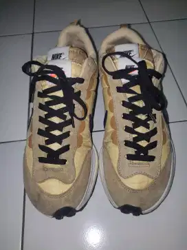 Nike sacai vaporwaffle