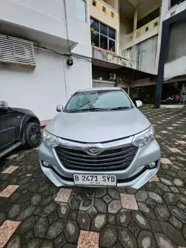 Daihatsu Xenia R A/T silver tahun 2018