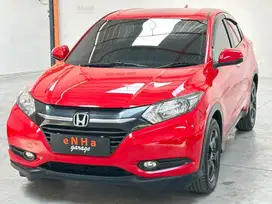 Honda HRV 1.5 E CVT A/T 2017.. eNHa garage Semarang..