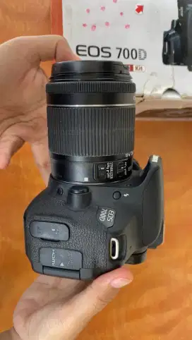 Canon 700d EFS 18-55mm SC 18ribu