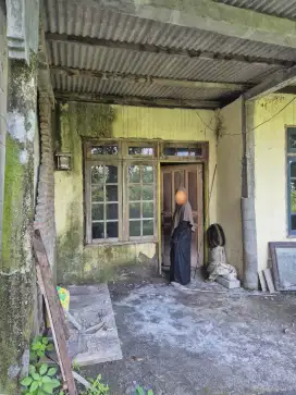 Jual Rumah Hitung tanah di Domas Menganti