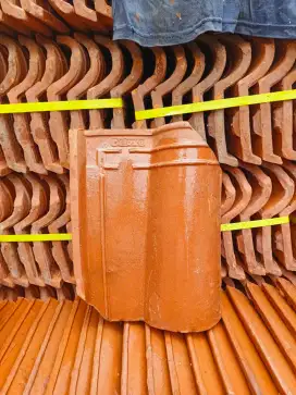 Genteng Morando Glazur Warna Transparan
