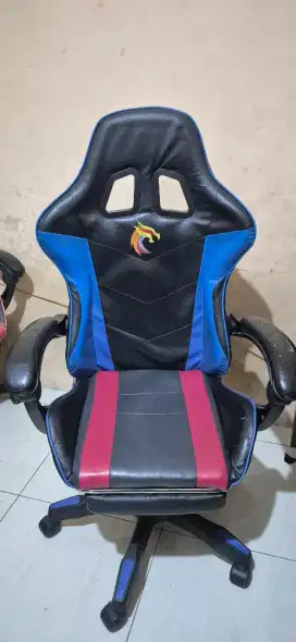 Kursi gaming 90% masih bgus