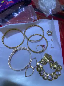 Terima jual beli emas dan berlian dengan harga tertinggi