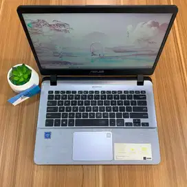 ASUS VIVOBOOK INTEL CELERON RAM 4GB SSD 256GB SECOND/BEKAS
