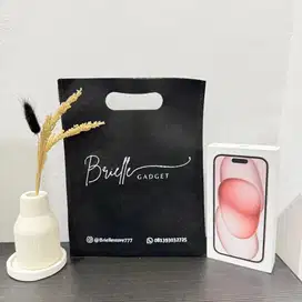 iPhone 15 128 NEW BNIB
