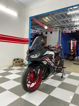 ZX25R ABS QS TAHUN 2020 KM LOW