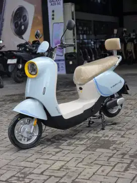 SEPEDA LISTRIK MODEL TERBARU PENGANTARAN FREE INGKIR BISA CICILAN