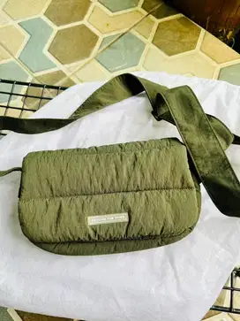 POCKET POOFY BAG Beyond The Vines (BTV)