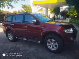 Pajero dakar diesel 4 x 2sunroof 2014 matik