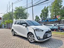 [OLX Mobbi] Toyota Sienta Hitam 1.5 V Bensin-AT 2017 ERD