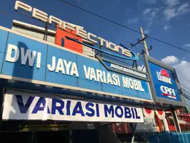 Di cari teknisi variasi mobil