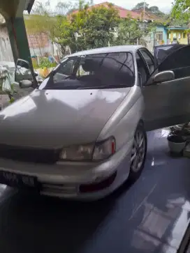 Dijual mobil Antik dan Sehat