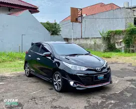 (CASH) TOYOTA Yaris S TRD Sportivo A/T 2020 - Black Metallic