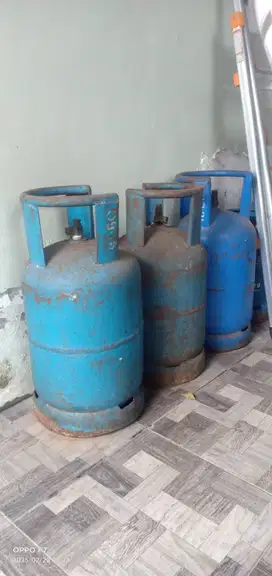 3 Tabung Gas 12 Kg