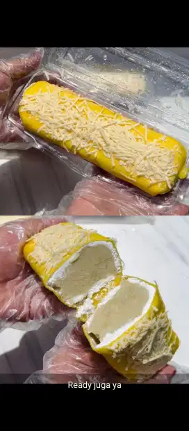 Pancake rolldurian toping keju