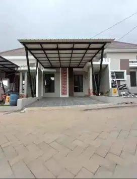 Kanopi baja ringan