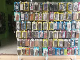 Soft Case , hard case Xiaomi ready banyak tipe
