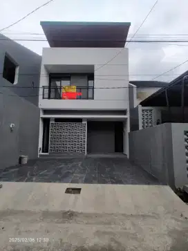 Rumah Baru Modern Tropical (2 Lantai) di Margahayu Raya Buah Batu