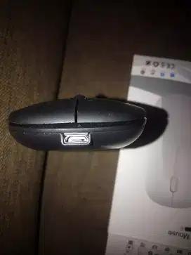 Mouse wireles dual band bisa di charge