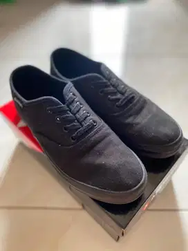 SEPATU WANITA AIRWALK LOVE HITAM