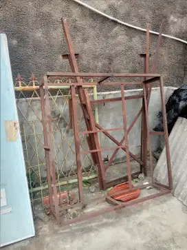Besi tiang menara toren