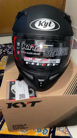 Helm KYT full face black matte