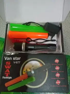 Senter swat (rechargeabel)