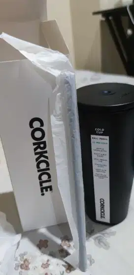 Tumbler Corkcicle 700ml