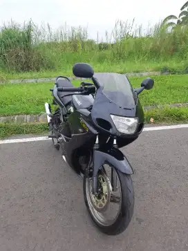 Ninja RR CBU 2005