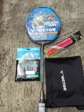 Raket Victor Thruster F Siap Pakai 30LBS