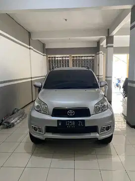 Toyota Rush 2011 Bensin