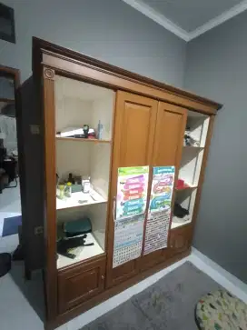 Lemari baju jati