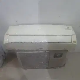 Second Ac sharp 1/2pk ( Dingin Top)