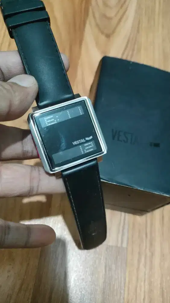 Jam Vestal Transom