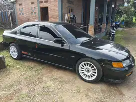 Honda Accord Cielo Hitam Tahun 1995