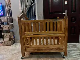 Dijual Tempat Tidur Bayi