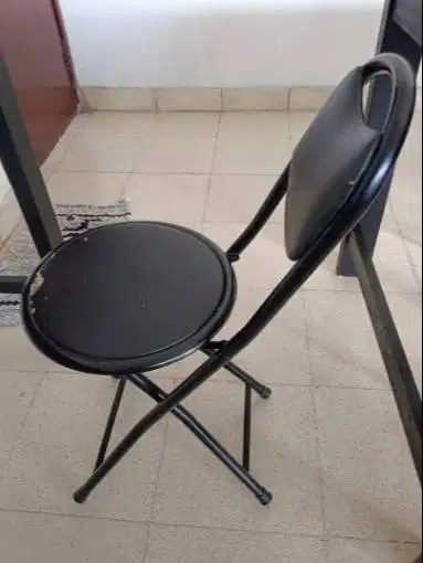 Kursi Lipat Cantik Merek Soleil Warna Hitam